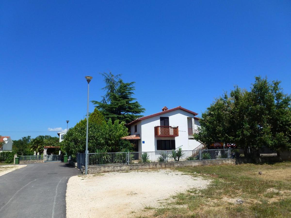 Ostres Appartement *