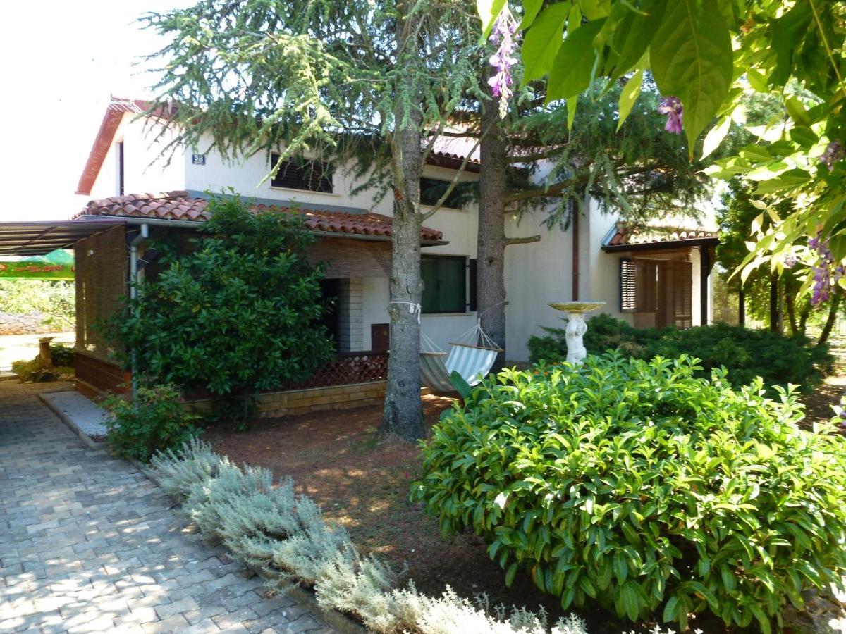 Ostres Appartement *