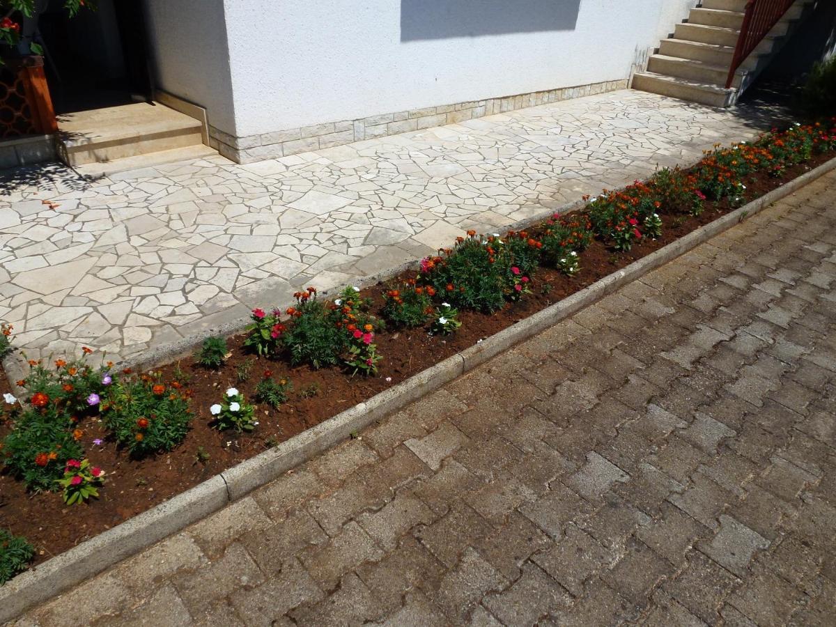 Ostres Appartement *